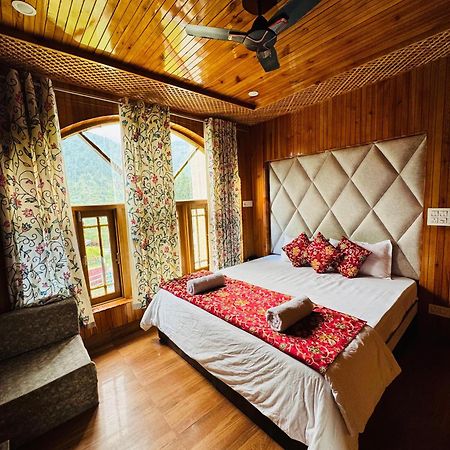 Frosty Mountain Resort Pahalgām Екстериор снимка