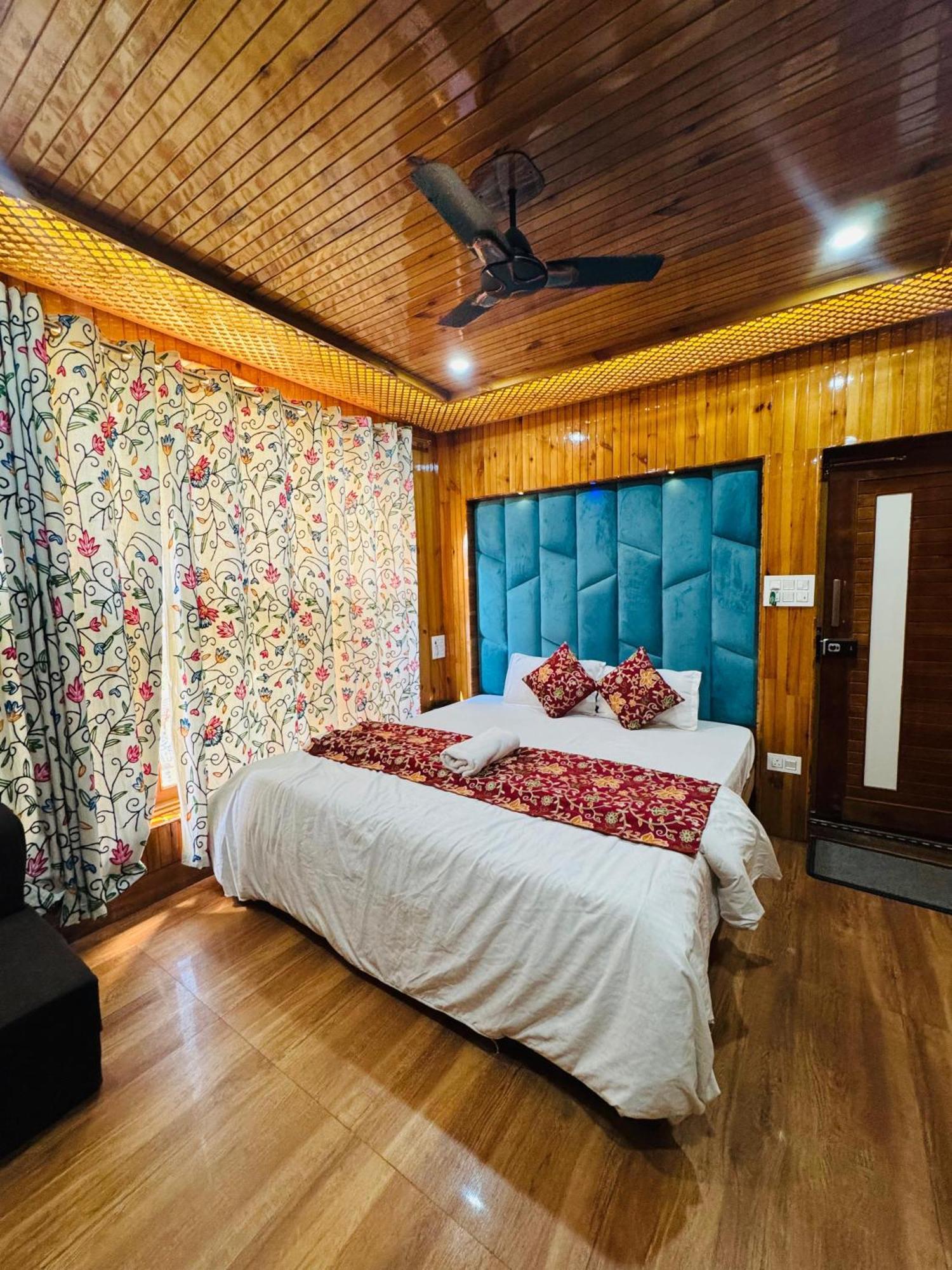 Frosty Mountain Resort Pahalgām Екстериор снимка